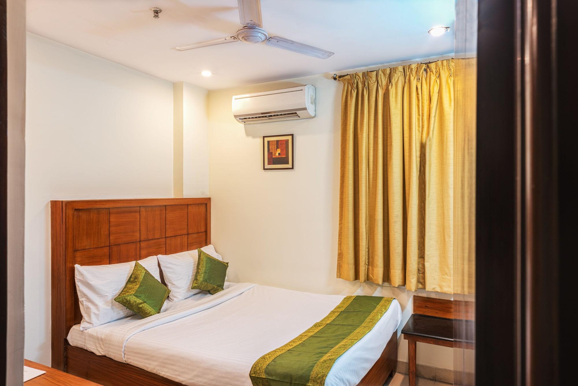Treebo Trend Grand Plaza Nampally Hyderabad Exterior photo